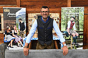 Angermaier Chef Dr. Axel Munz (©Foto: Felix Hörhager für Angermaier)